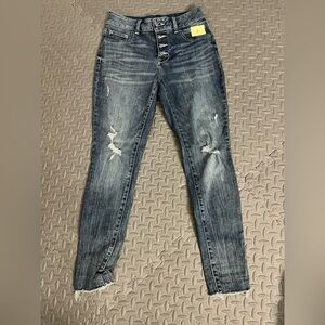 Maurices Distressed Skinny Jeans jeggings. Women’s small